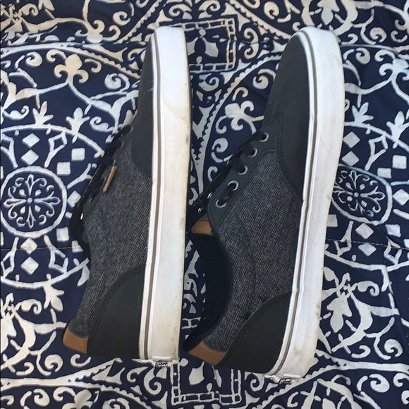 Vans Skate Shoes - Picture 2 of 5